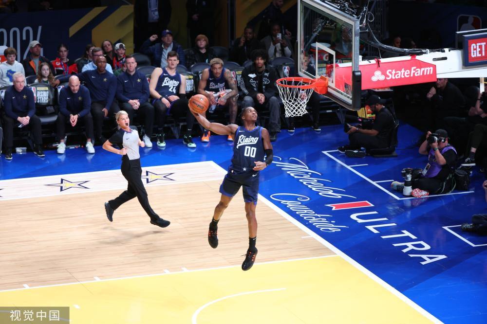 为这个话题 为这个话题