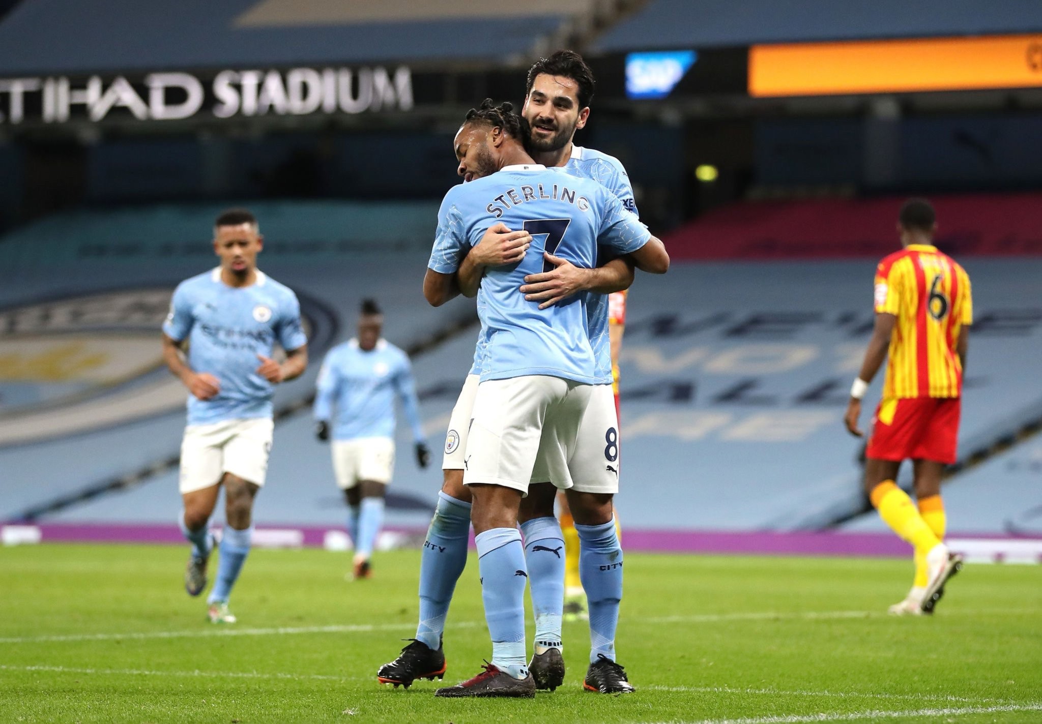 和巴黎圣日 和巴黎圣日